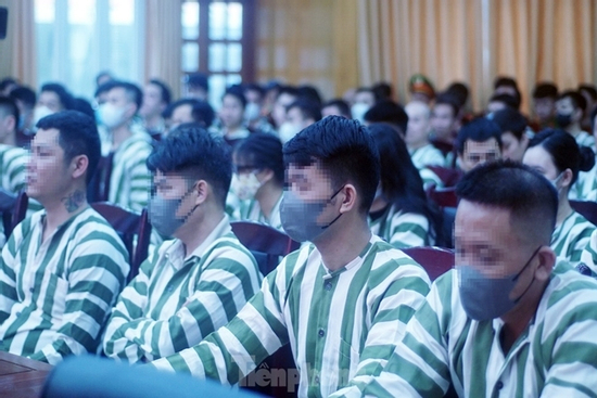 Công an Hà Nội công bố Quyết định đặc xá cho 139 phạm nhân dịp 30/4