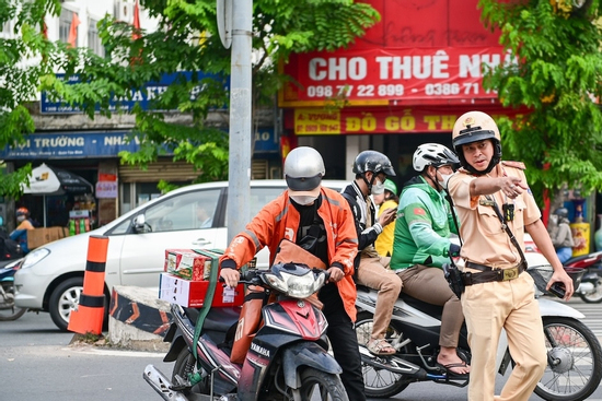 Chính phủ đề xuất tăng mức phạt vi phạm giao thông lên đến 150 triệu đồng