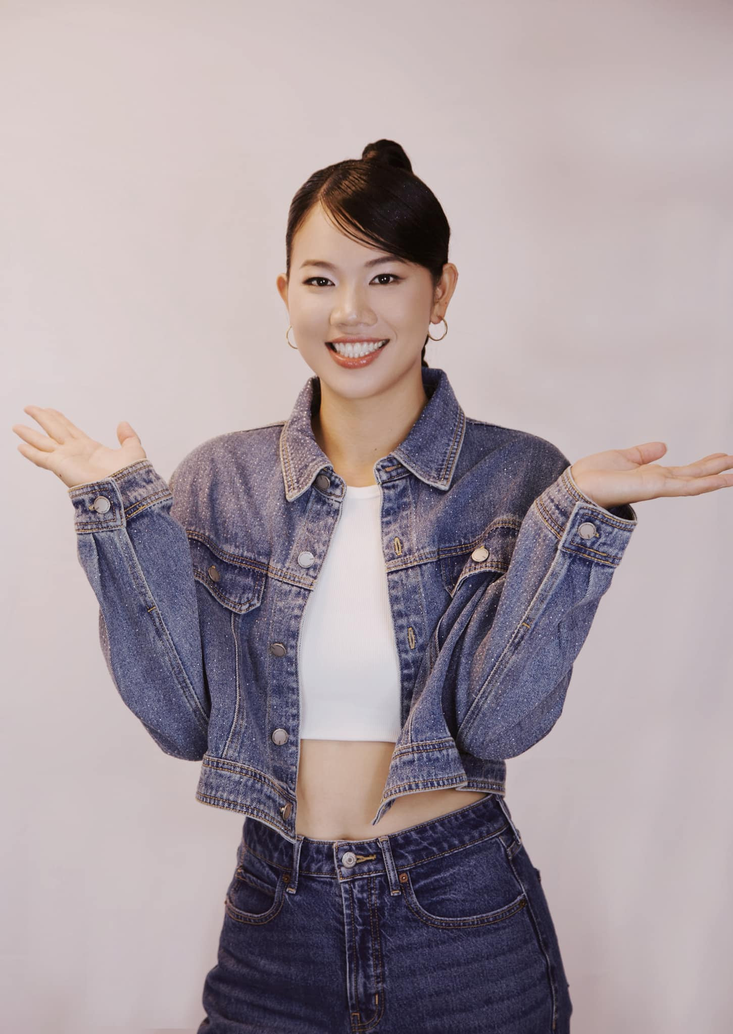 Giật mình diện mạo hiện tại của tiểu tiên cá Ánh Viên dụi mắt trăm lần nhận chẳng ra