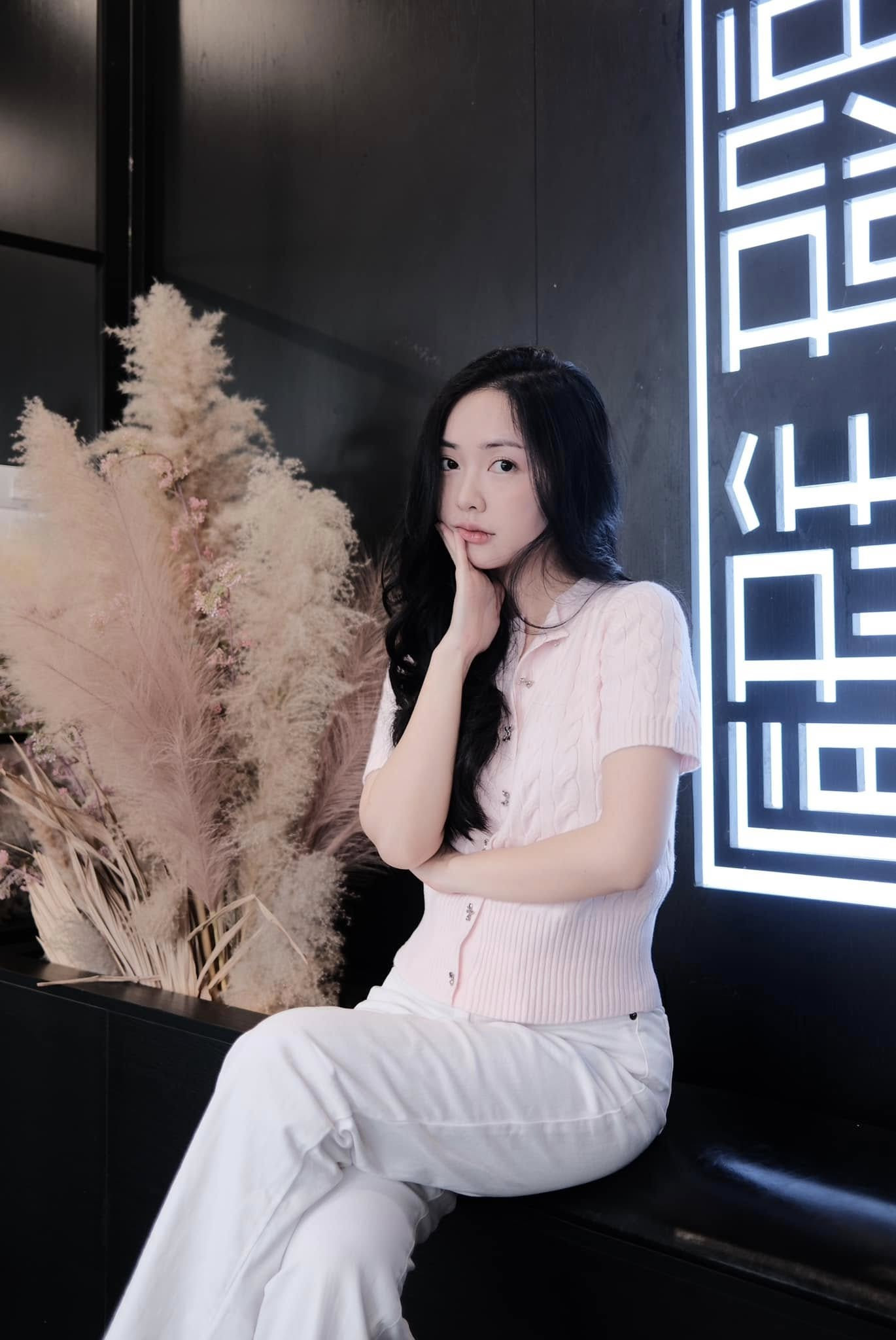 Đời thường giản dị của hot girl Bắc Giang lấy chồng cầu thủ Đời thường giản dị của hot girl Bắc Giang lấy chồng cầu thủ- Ảnh 4.