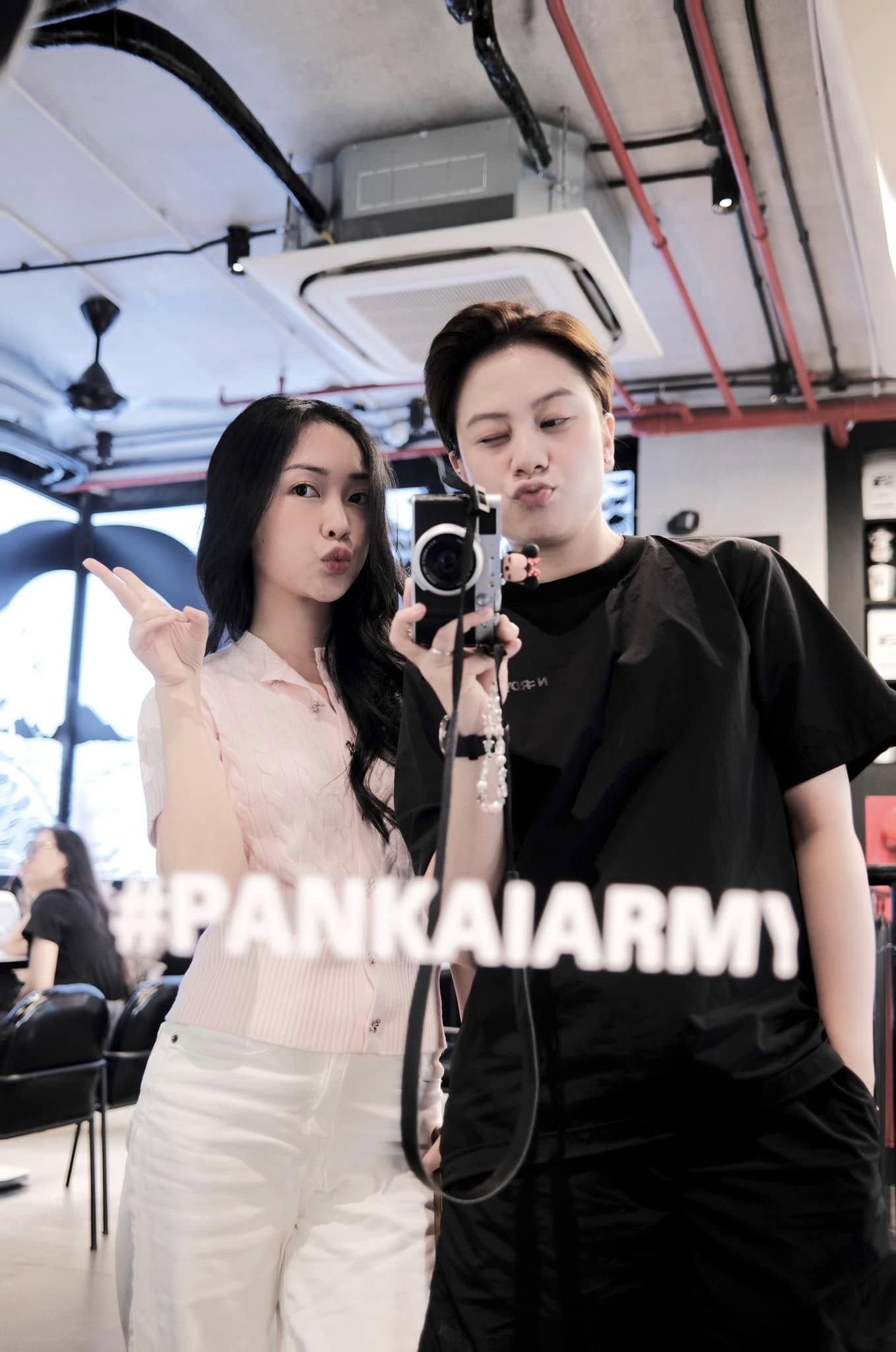 Đời thường giản dị của hot girl Bắc Giang lấy chồng cầu thủ Đời thường giản dị của hot girl Bắc Giang lấy chồng cầu thủ- Ảnh 2.