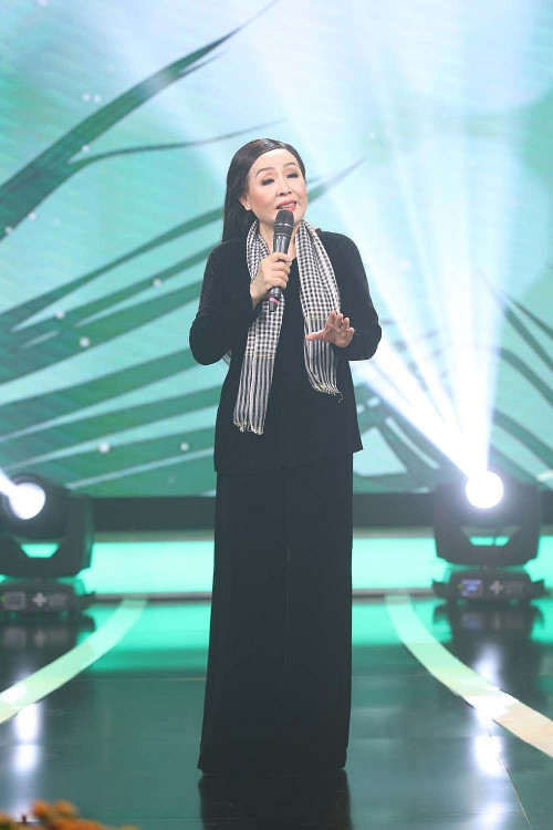 Nữ NSND nổi tiếng dòng nhạc đỏ: Tuổi xế chiều sống bình yên bên chồng hơn 12 tuổi- Ảnh 4.