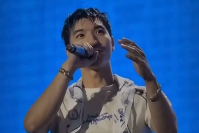 Hieuthuhai gây ‘bão mạng’ với phát ngôn liên quan khán giả xem ‘Anh trai say hi’