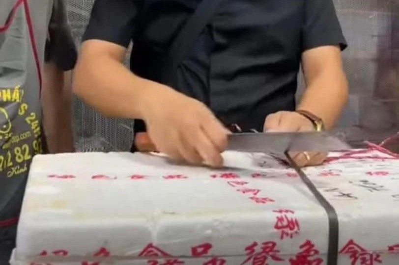 Thế Lòng Se Điếu tiết lộ sốc nguồn gốc số lòng đựng trong thùng xốp ghi chữ lạ