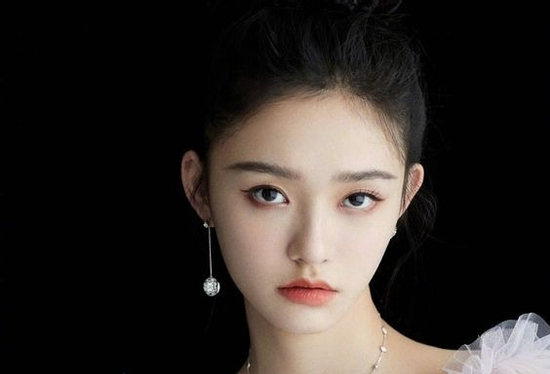 Đúng 20h hôm nay, ngày 12/5/2025, 3 con giáp nghênh đón Thần Tài, hưởng trọn tiền tài, ngân khố căng tràn