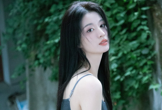 Trúng số sau 16h30 chiều nay (12/5/2025), 3 con giáp như cá chép hóa rồng vàng, tiền bạc rủng rỉnh đầy túi