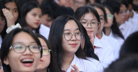 Bộ GD-ĐT đề xuất bỏ cấp bằng tốt nghiệp THCS