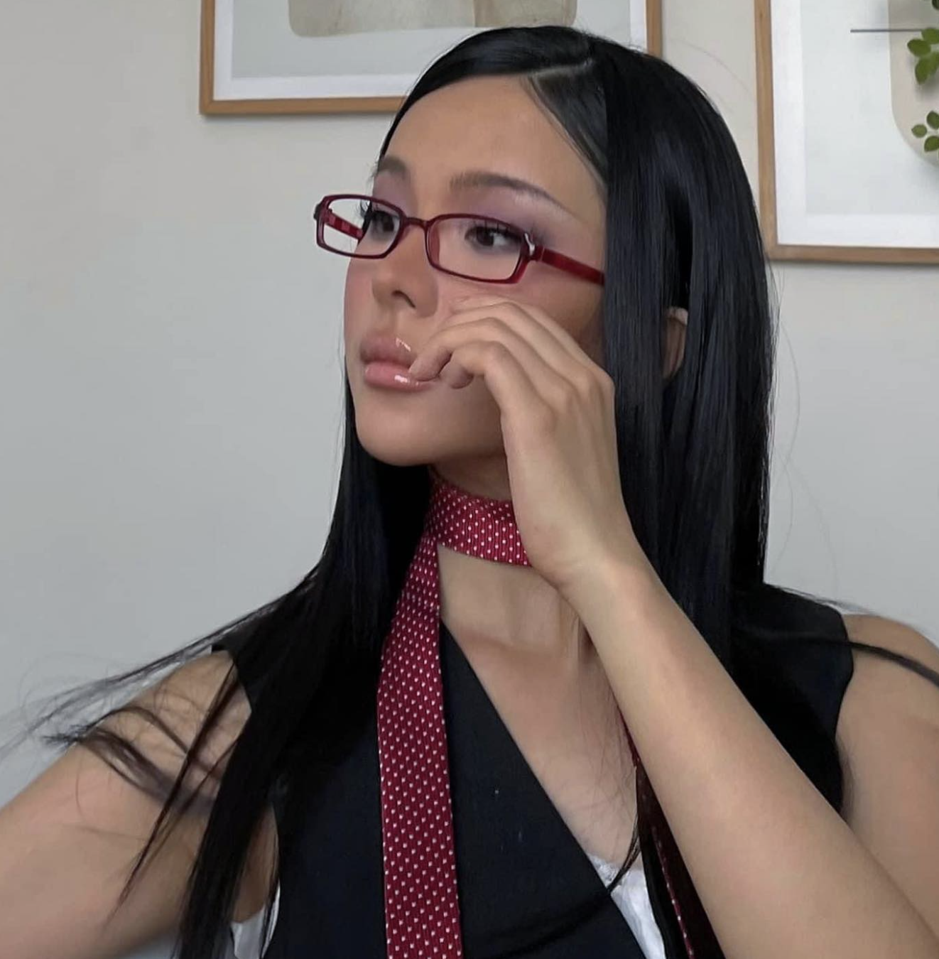 Hot girl Lim Feng là ai khiến MXH chấn động giữa đêm khi đăng 2 story bóc phốt ngoại tình