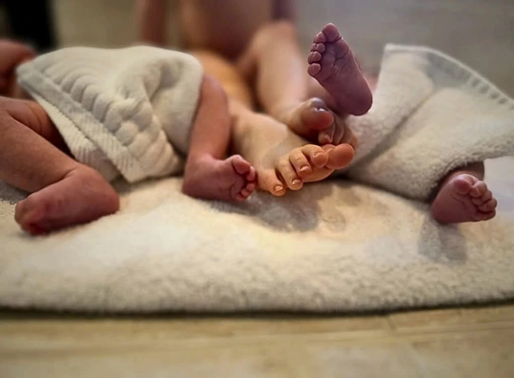 minh tinh amber heard chao don cap song sinh o tuoi 39 hinh anh 1