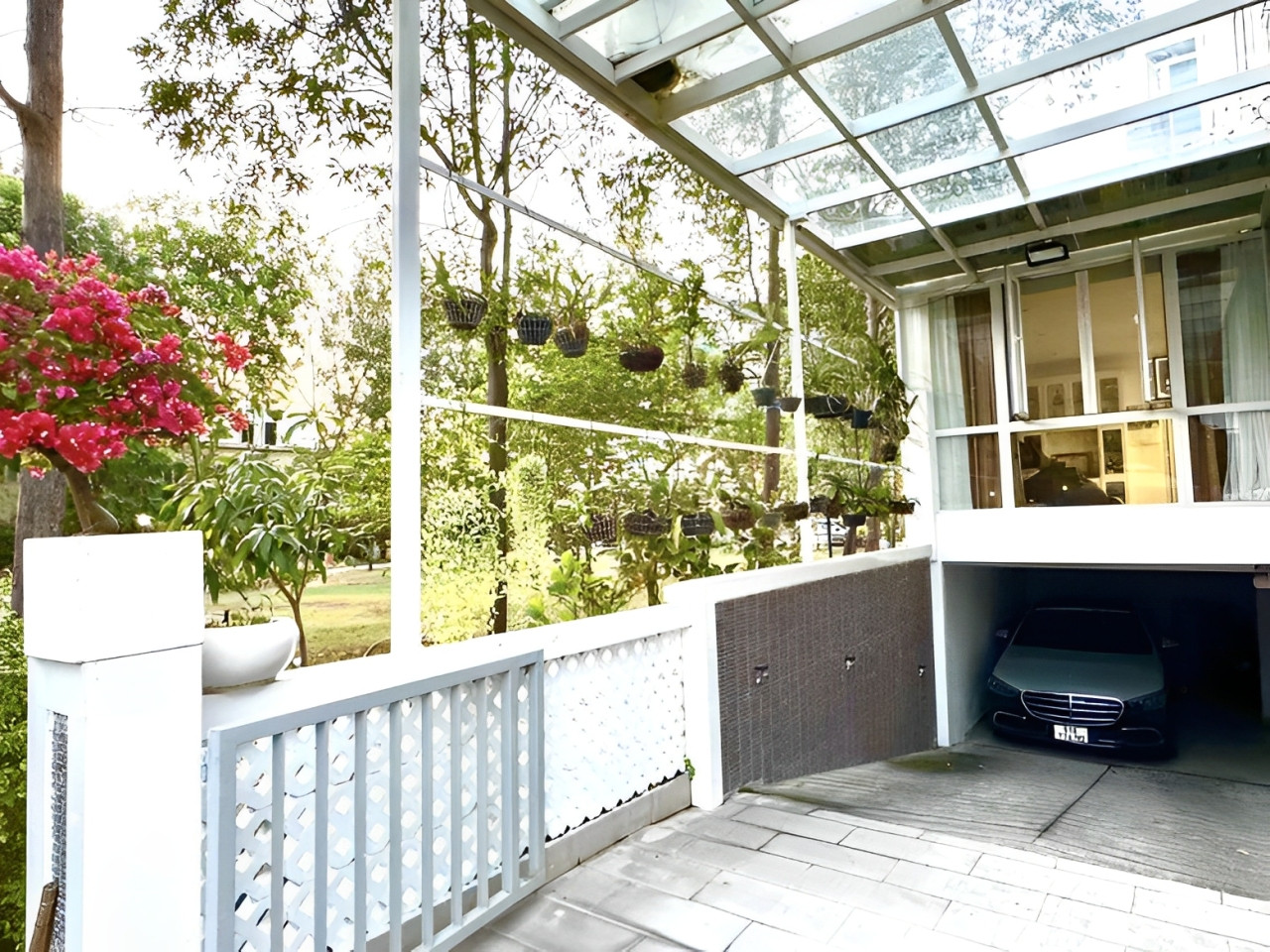 trinh kim chi he lo toan canh ngoi nha dang song cung chong dai gia khu vuon nhieu trai cay to bu 8n 1714042695 639 width780height585