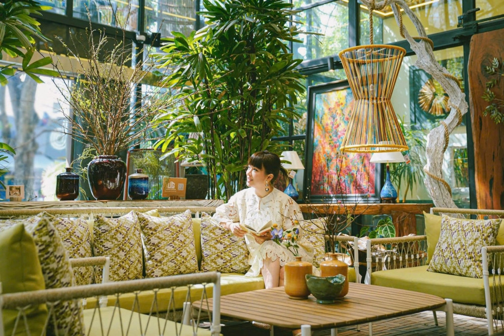 Diễn viên 'Mùi ngò gai' giải nghệ lấy chồng đại gia: Hiện sống giàu sang, dạy con cũng khéo tang bao quyen 2.jpg