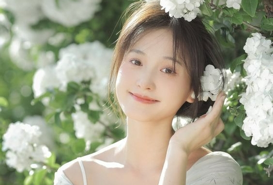 Sau 00h00 ngày 13/5/2025: Chúc mừng 3 con giáp làm đâu thắng đó, đổi đời chóng mặt, ôm hết bạc vàng thiên hạ vào nhà