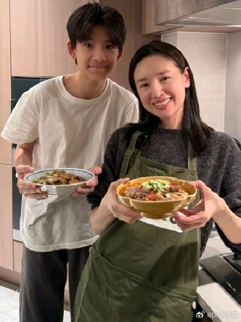 0063yqj6gy1i1bv5bfhmlj30dc0hsacv