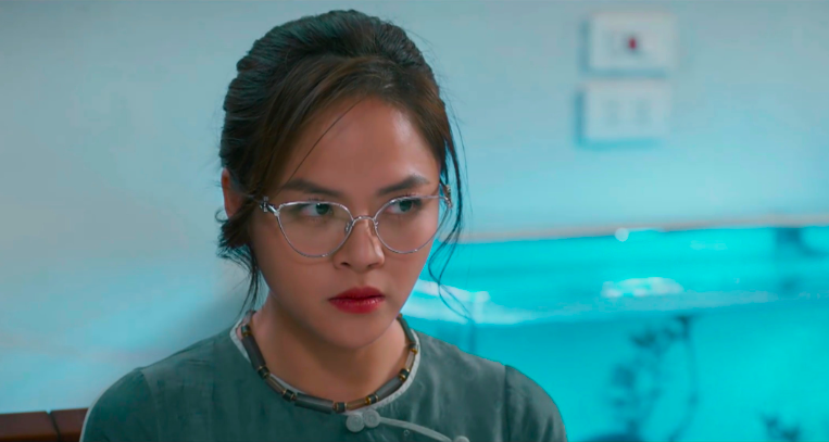Nhan sắc nữ diễn viên Hà Nội đang gây tranh cãi, bị ghét nhất trong phim 'Cha tôi, người ở lại' Nhan sắc nữ diễn viên Hà Nội đang gây tranh cãi và bị ghét nhất trong phim 'Cha tôi, người ở lại' - Ảnh 9.