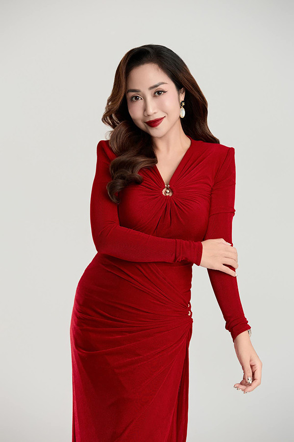 Nữ NSƯT quê Hải Phòng từng có thời gian sang Úc định cư, giờ trở về Việt Nam cuộc sống thay đổi ra sao? - Ảnh 2.