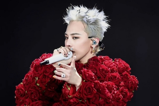 'Ông hoàng K-pop' G-Dragon sắp đến Việt Nam, dân mạng rần rần săn vé