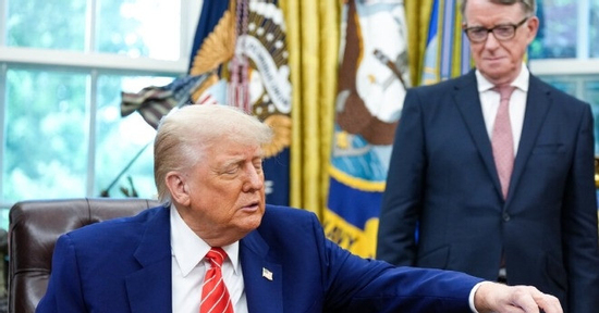 Tổng thống Trump nói đàm phán thương mại với EU khó hơn Trung Quốc