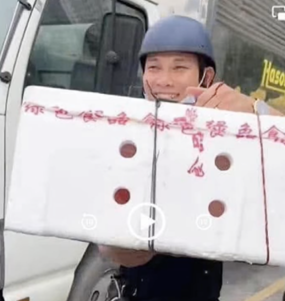 Cảnh tượng bên trong gây sốc quán Lòng Chát sau khi bị khui nguồn gốc thực phẩm