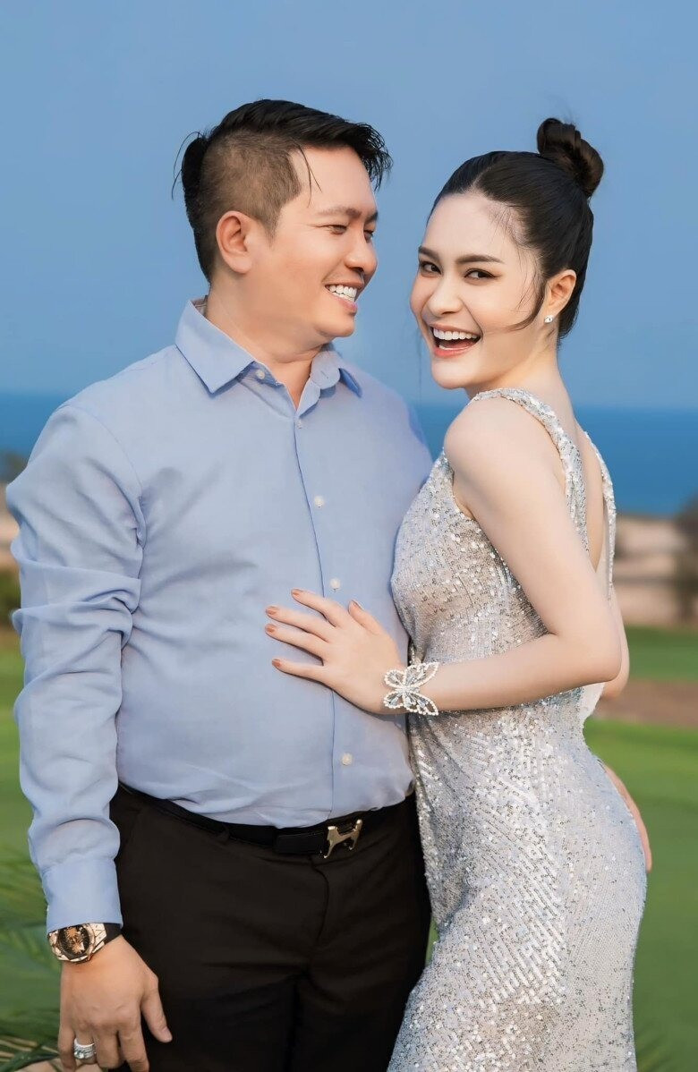 Đoàn Di Băng lộ diện sau drama dầu đội đầu vòng 2 lùm lùm nghi mang bầu lần 4