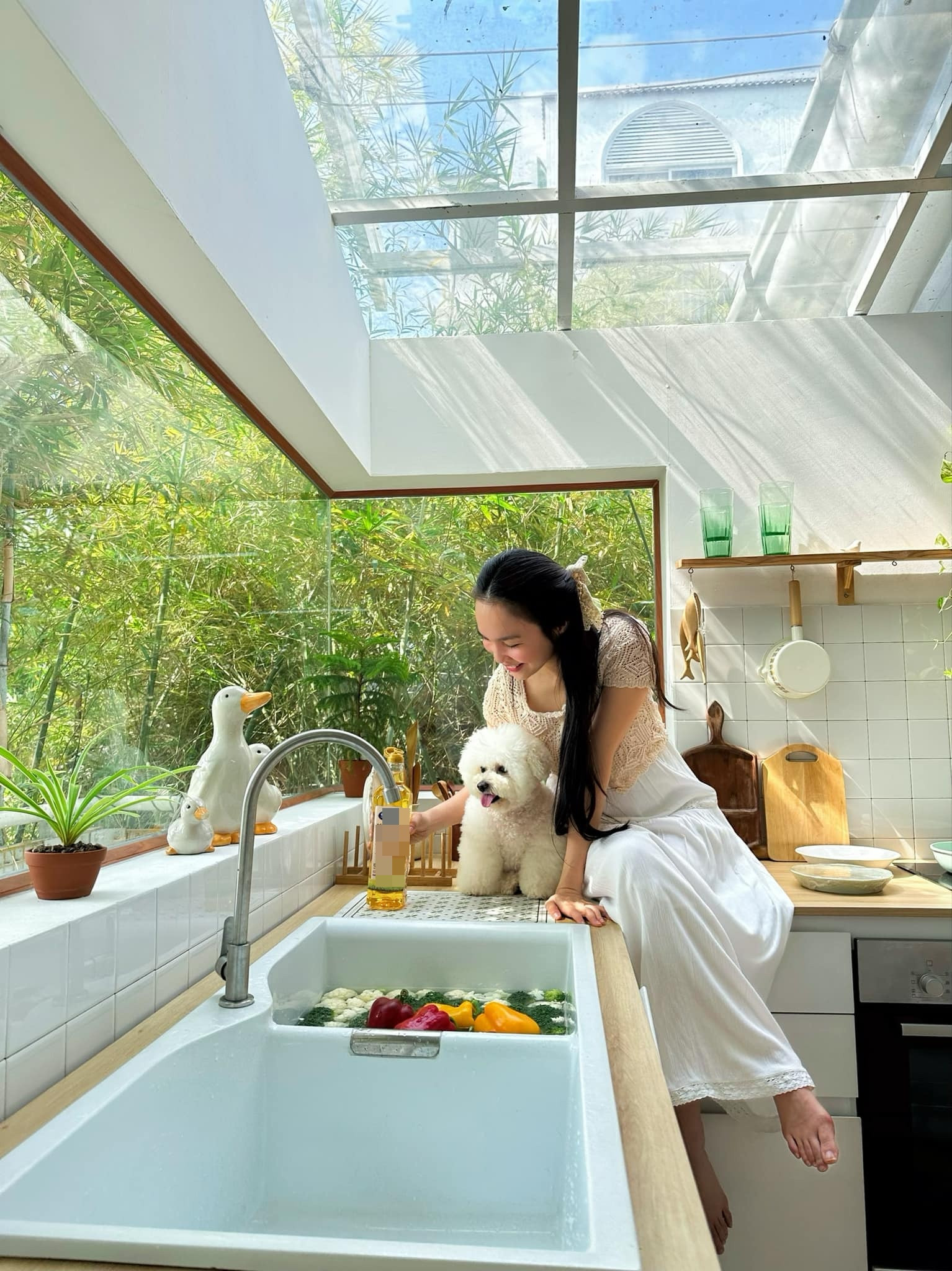 Nữ nghệ sĩ sở hữu nhà ở trung tâm Quận 1, U50 vẫn trẻ đẹp như 20, sống độc thân 49202803695192114881259045841103891282996075n