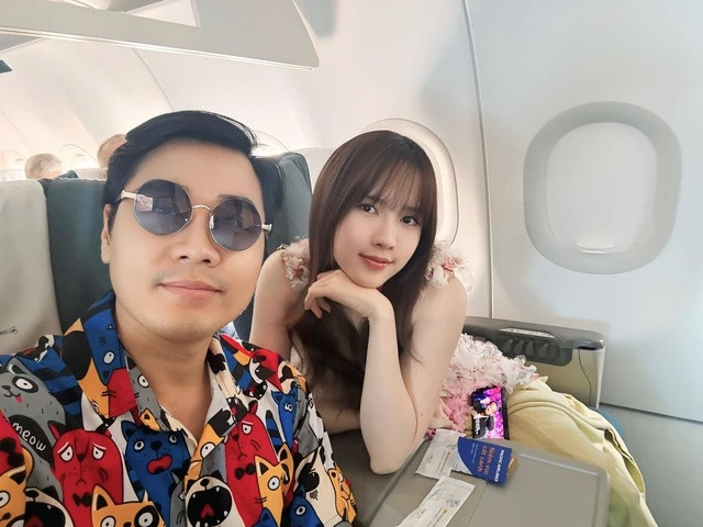 Dàn phù dâu toàn cái tên khủng trong đám cưới Hồ Quỳnh Hương Dàn phù dâu toàn cái tên khủng trong đám cưới Hồ Quỳnh Hương
