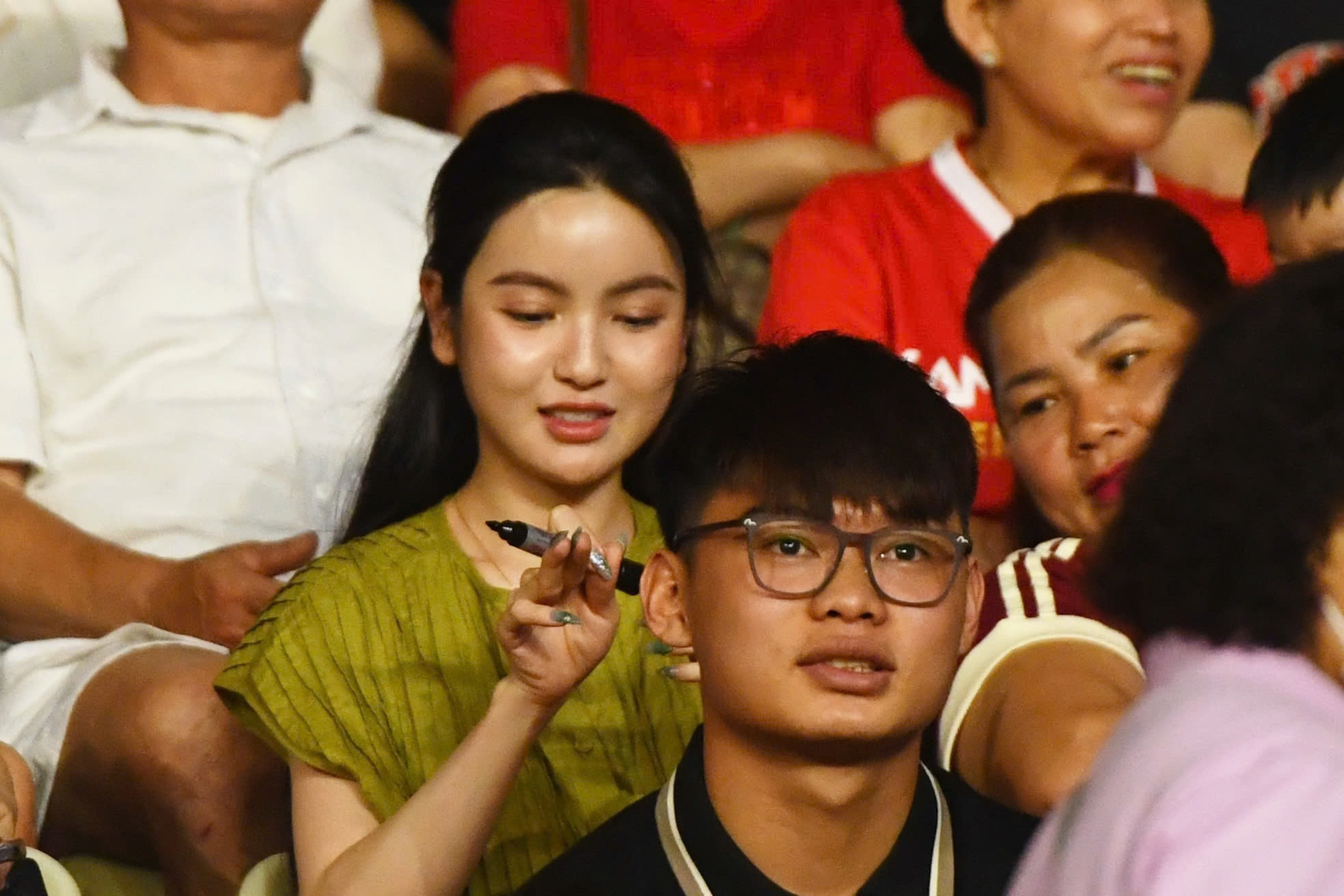 Diện mạo đơ cứng của Chu Thanh Huyền sau nghi vấn thẩm mỹ nhìn mãi mới nhận ra