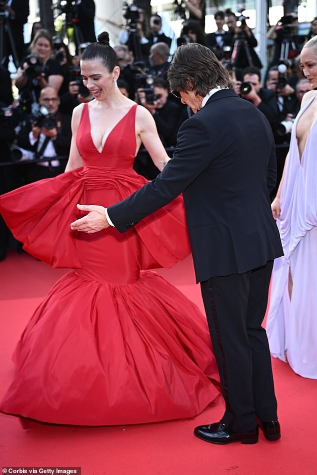 Tom Cruise tình tứ với người cũ, Leonardo Dicaprio gây bất ngờ ở Cannes ảnh 9