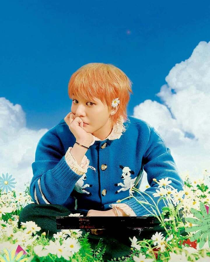 Biểu tượng hoa cúc của G-Dragon tạo nên cơn sốt trên mạng xã hội.