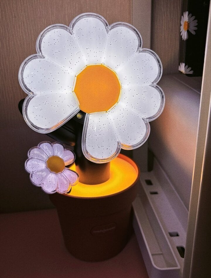 Chiếc lightstick của G-Dragon đang được fan săn lùng, thậm chí bị