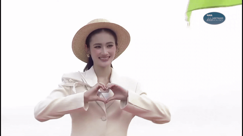 Ý Nhi bị soi 'xin vía' Thanh Thủy để đăng quang Miss World 2025? Ý Nhi bị soi xin vía Thanh Thủy để intop cao thậm chí đăng quang Miss World
