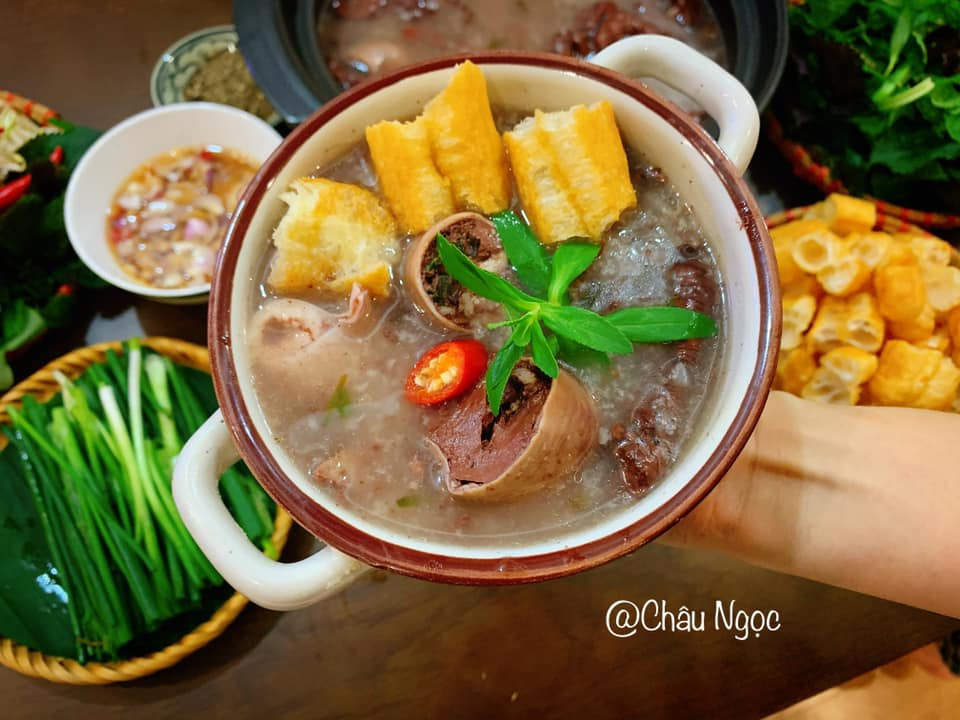 Món ăn từ lòng lợn từng bị chê là ‘tệ nhất Việt Nam’ lại lọt Top món ngon của thế giới Món ăn từ lòng lợn từng bị chê là ‘tệ nhất Việt Nam’ lại lọt Top món ngon của thế giới- Ảnh 2.