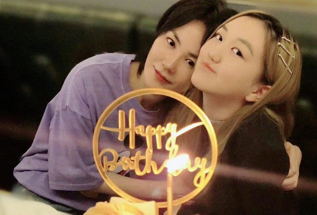 Ngoại hình con gái Vương Phi sau khi chi tiền tỷ để phẫu thuật hở hàm ếch