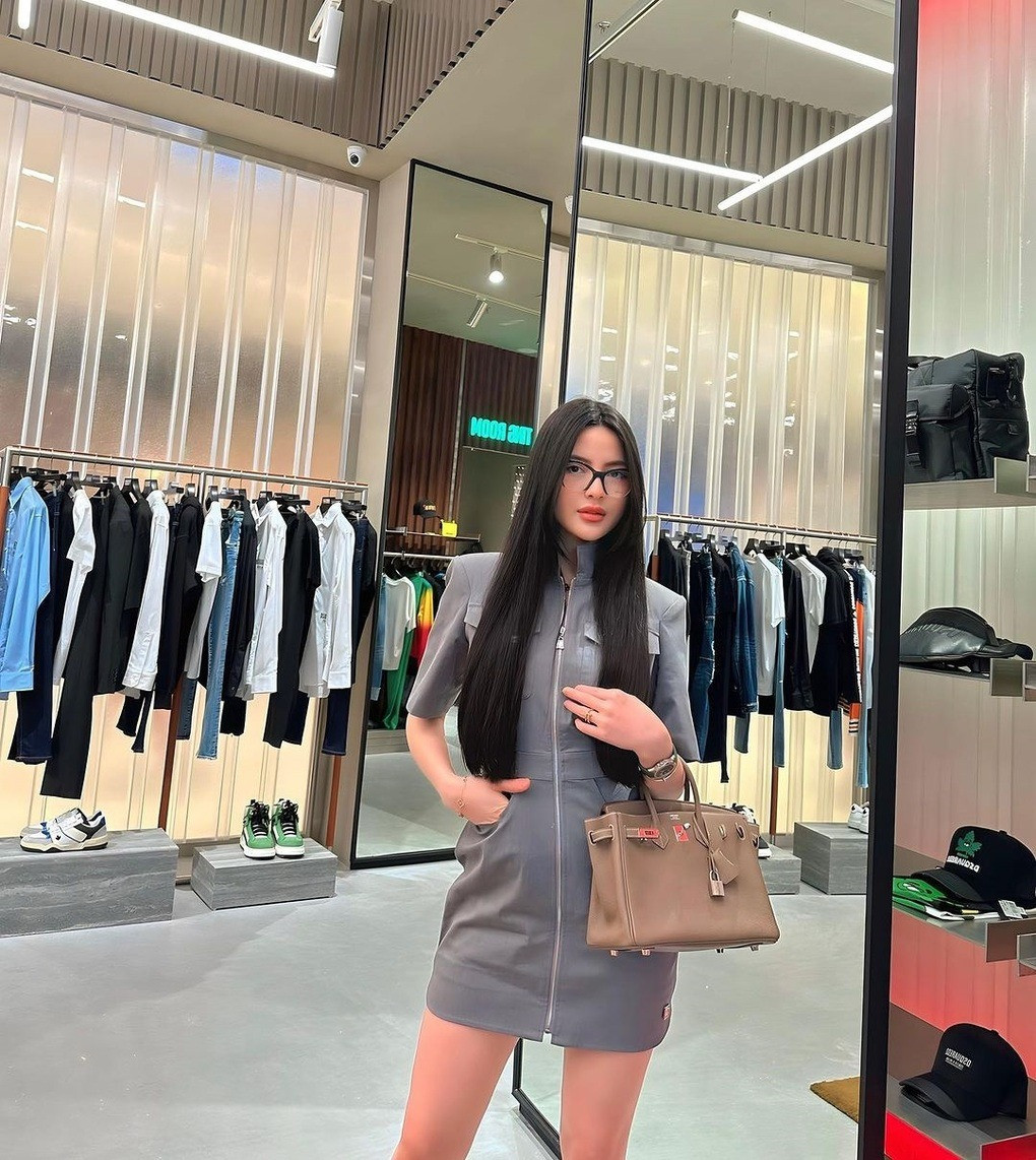 Quang Hải đẳng cấp đại gia tặng vợ xế hộp cả chục tỷ lộ hợp đồng hôn nhân