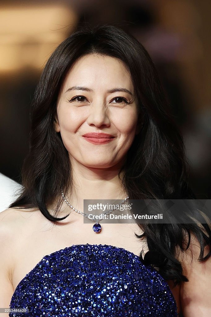 Angelina Jolie là tâm điểm ở Cannes, Đường Yên và Cao Viên Viên bị ‘ống kính hung thần’ bóc trần ảnh 23