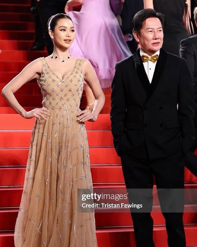 Engfa Waraha bị chê bai khi xuất hiện ở Cannes ảnh 5