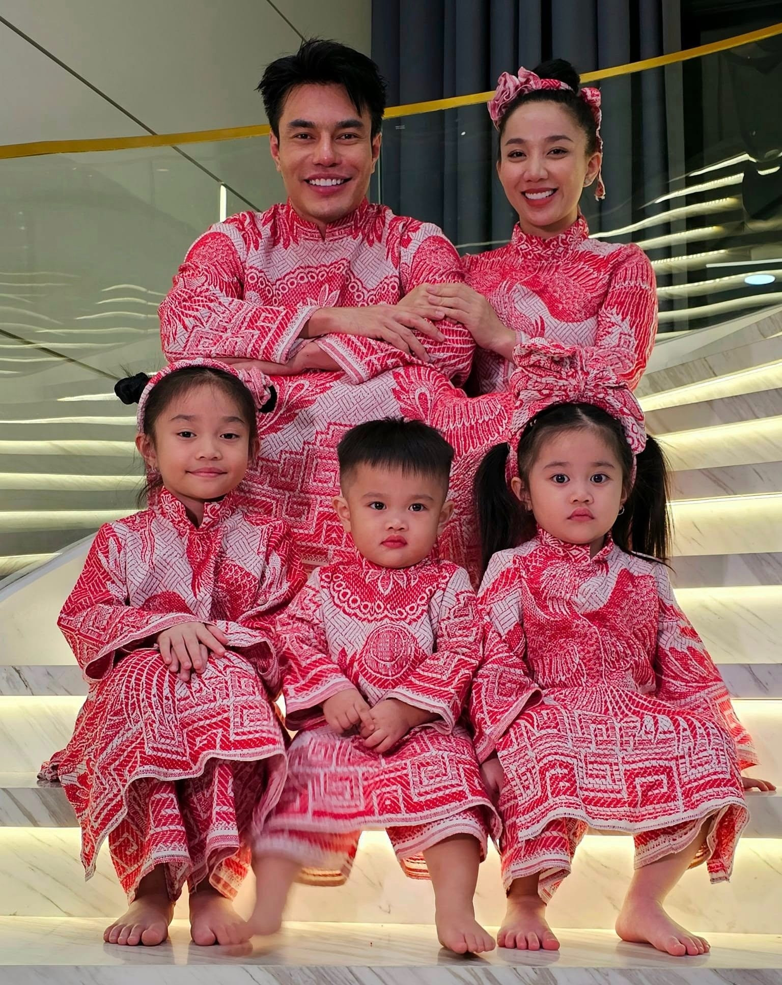 Sự thật tin đồn Lê Dương Bảo Lâm và vợ ly thân