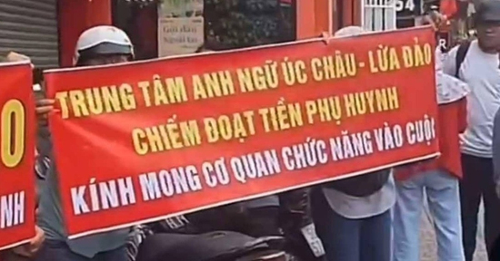 Trung tâm Anh ngữ có giám đốc biến mất 'ôm' hàng tỷ đồng của phụ huynh