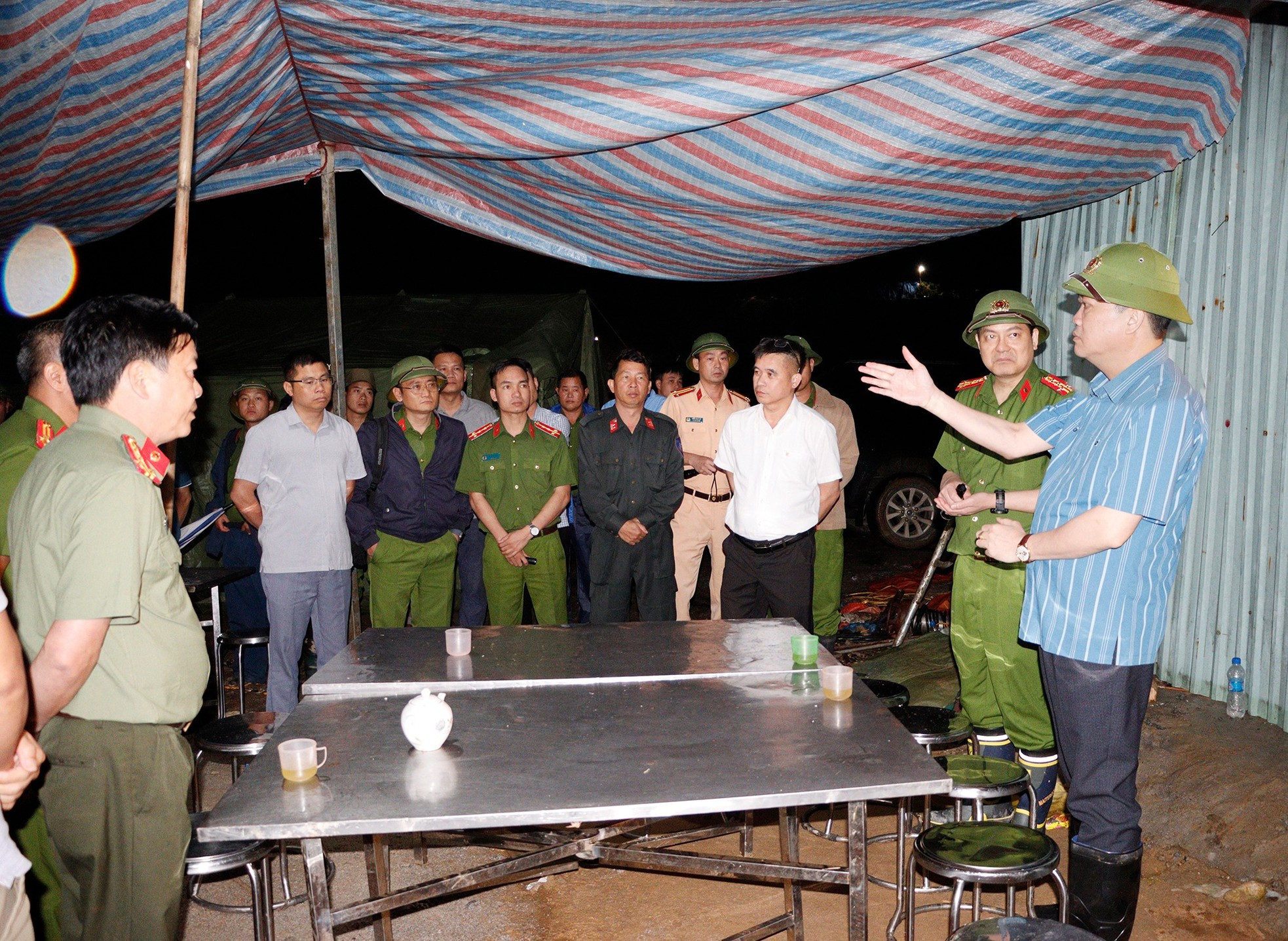 Vụ sạt lở công trường thủy điện ở Lai Châu: Tìm thấy 3 thi thể ảnh 1