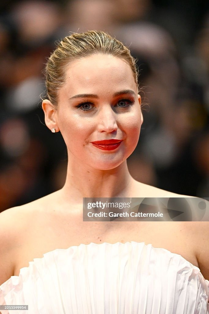 Cannes ngày 5: Châu Dã đẹp không tì vết, sao vô danh làm lố ảnh 27