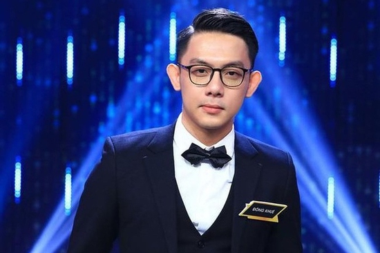 Hot boy Tống Đông Khuê đang gây xôn xao khắp cõi mạng là ai?