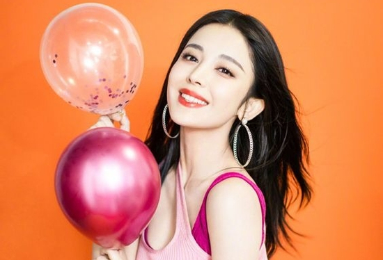 Trúng số sau 16h30 chiều nay (19/5/2025), 3 con giáp kiếm tiền mệt nghỉ, vận may liên tiếp, sự nghiệp nhảy vọt đầy ngoạn mục