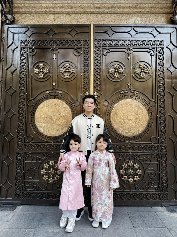 Chủ tịch ACB và doanh nhân Cường 'Đô la' vào chúc mừng anh chồng Đỗ Mỹ Linh lần nữa lên chức bố- Ảnh 9.