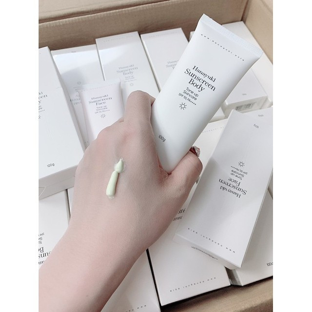 Đoàn Di Băng nói gì về sản phẩm kem chống nắng có chỉ số SPF 2,4 nhưng nhãn ghi 50? ảnh 1