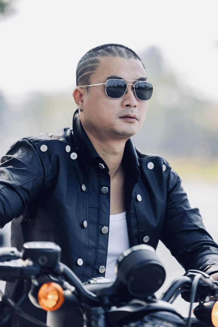 Diễn viên Duy Hưng.