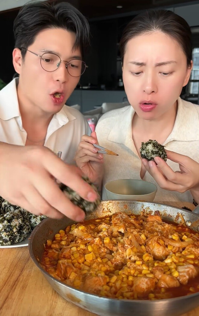 Ngô Thanh Vân nhất quyết thay đổi một điều kể từ khi mang thai httpsarttimesvngiadinhngothanhvanbatngochuyentuanchaytruongsanganmankhimangthaic59a62002html