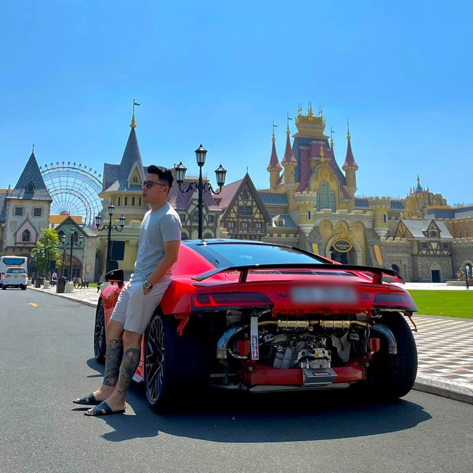 Cận cảnh dàn siêu xe triệu đô của Tống Đông Khuê - hot boy bị người yêu cũ đòi nợ 44 tỷ tong dong khue 1.jpg