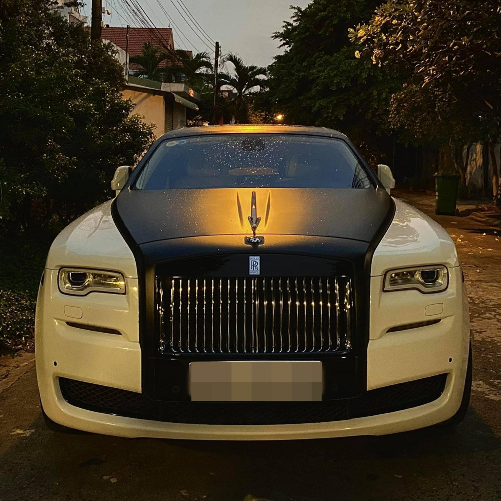 Cận cảnh dàn siêu xe triệu đô của Tống Đông Khuê - hot boy bị người yêu cũ đòi nợ 44 tỷ tong dong khue 4.jpg
