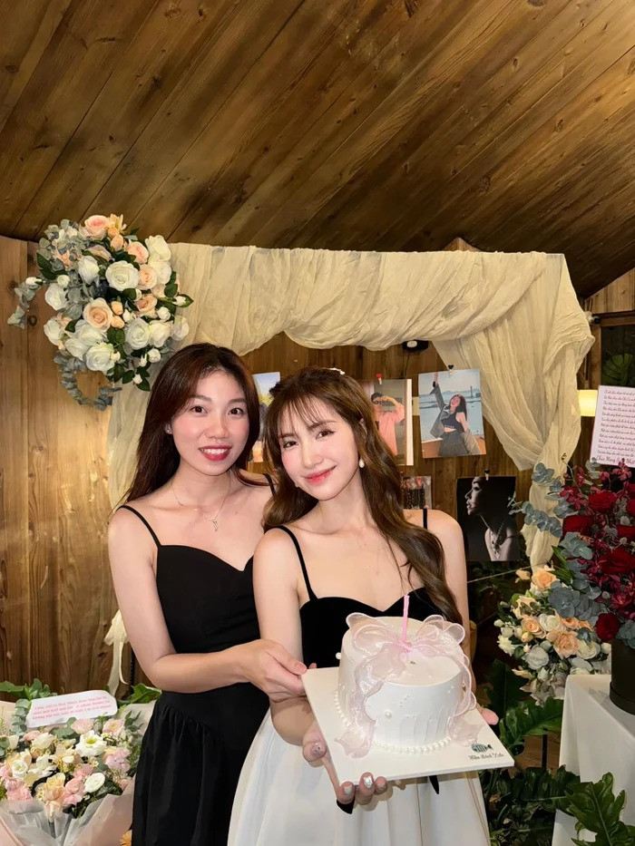 Trợ lý Hòa Minzy thắng đời vô cực Sinh nhật được nữ ca sĩ tặng quà khủng