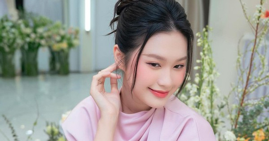 Doãn Hải My nhan sắc thăng hạng sau hơn 1 năm sinh con