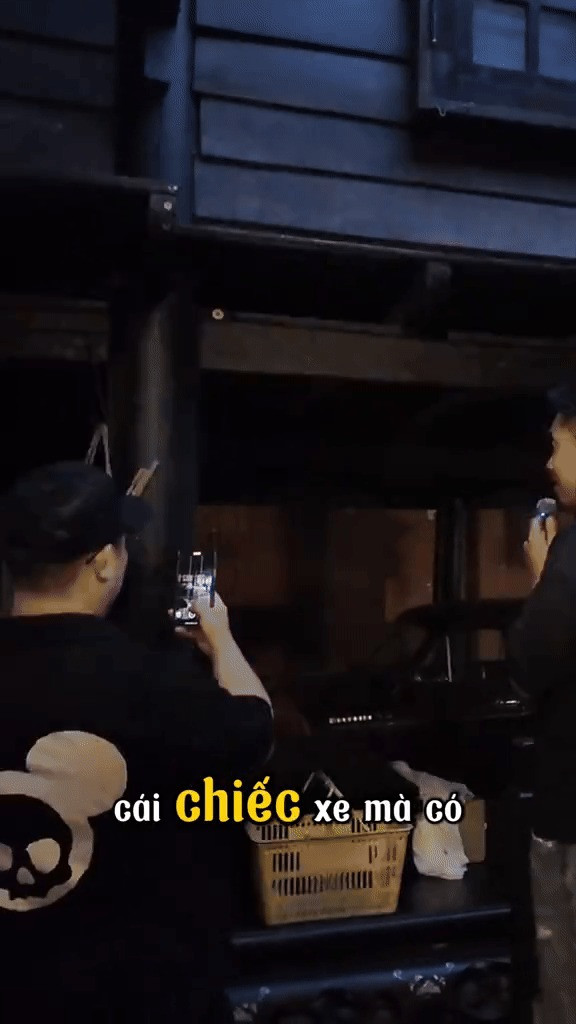 Loạt ảnh cực hot&nbsp;trong căn hộ chứa nhiều siêu xe quý hiếm của Tống Đông Khuê